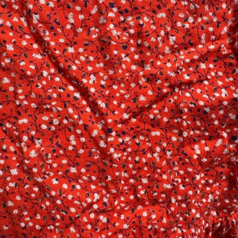 NWOT Old Navy 3T Girls Red/Orange & White Floral Short Sleeve Dress w Open Back